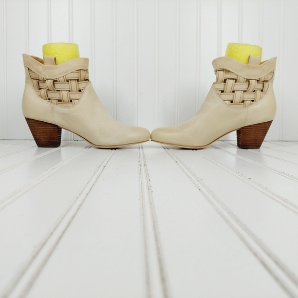 NEW Corso Como Cream Leather Block Heel Slip On Weaved Detail Ankle Boots E396 - Picture 7 of 13
